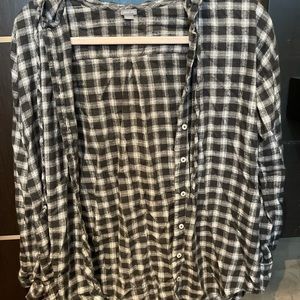 aerie black and white hooded flannel
